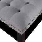 Pouf de rangement cocktail transitionnel en lin capitonné avec clous décoratifs