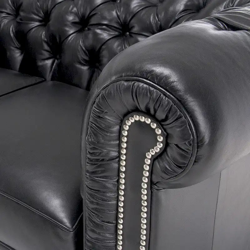 Canapé Hancock Chesterfield en cuir italien noir capitonné